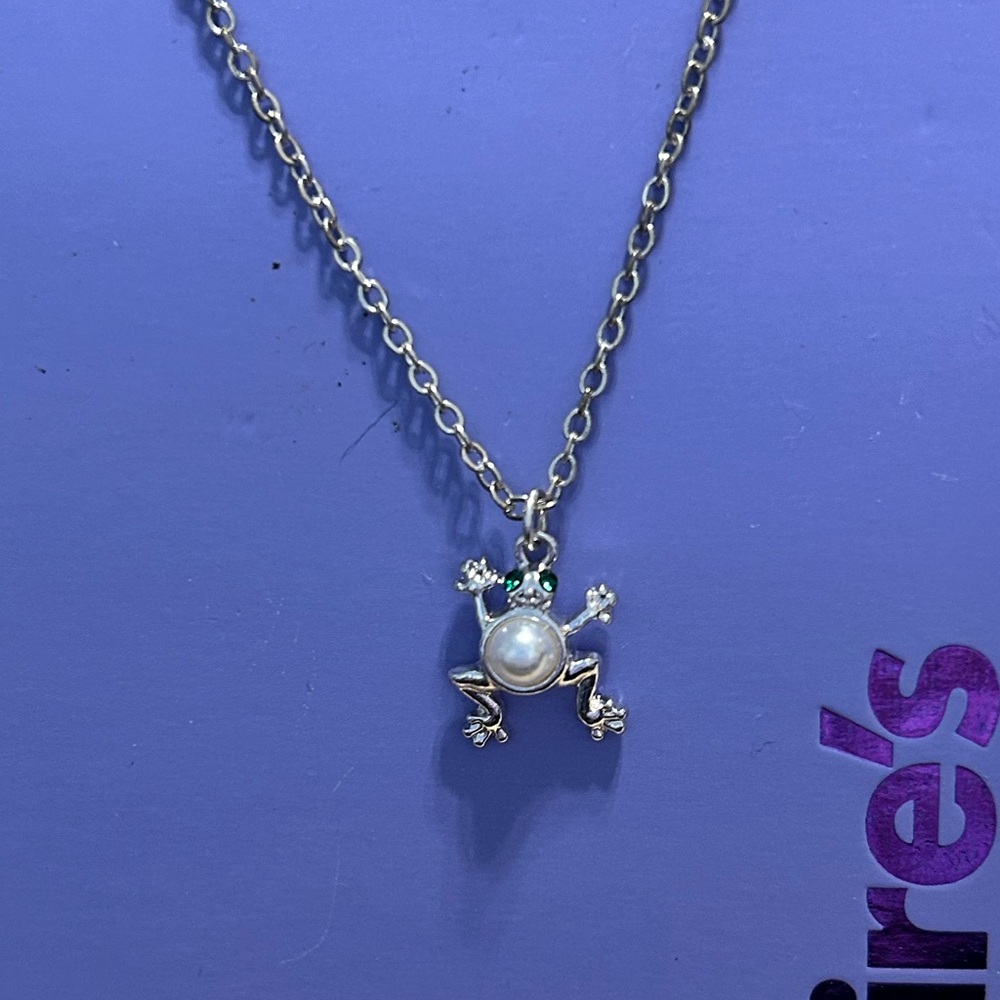 Claire’s White Pearl Frog with Blue Eyes Silver Necklace- NWT